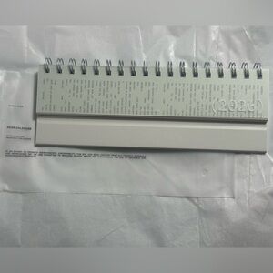 Cloth‎ & Paper (C&P) Flip Calendar